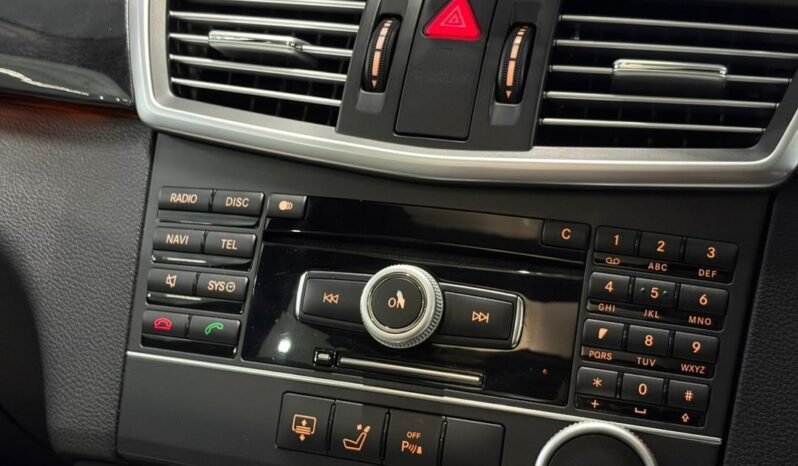 
								MERCEDES BENZ E250 full									