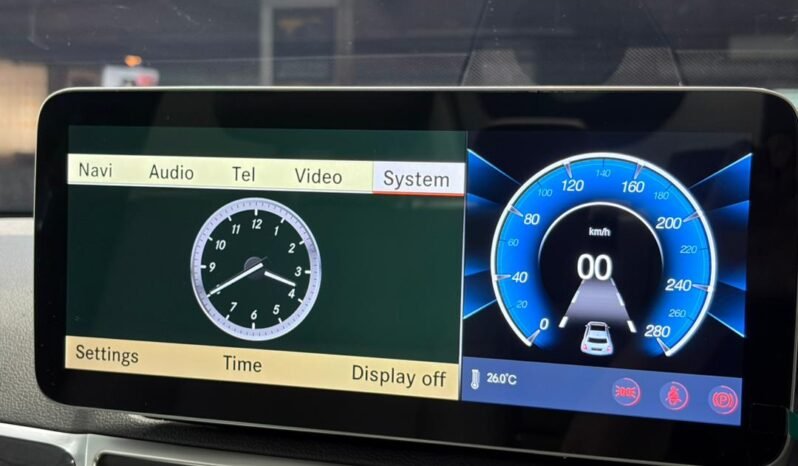 
								MERCEDES BENZ E250 full									