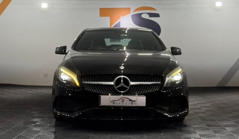 
								MERCEDES BENZ A200 AMG LINE full									