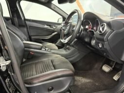 
										MERCEDES BENZ A200 AMG LINE full									