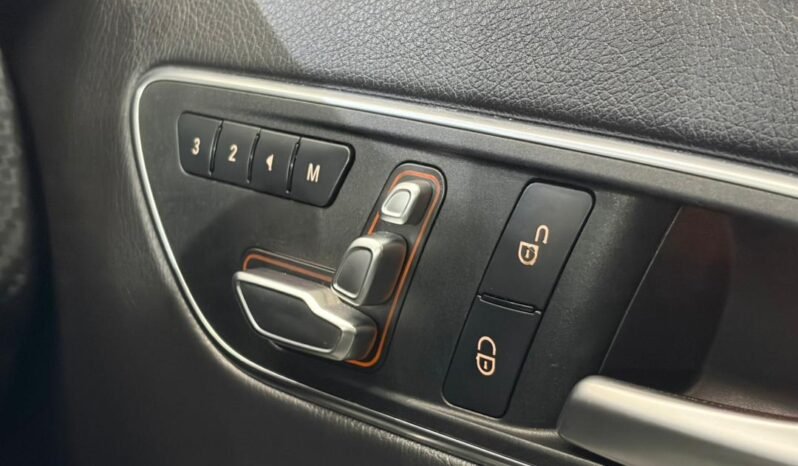 
								MERCEDES BENZ A200 AMG LINE full									