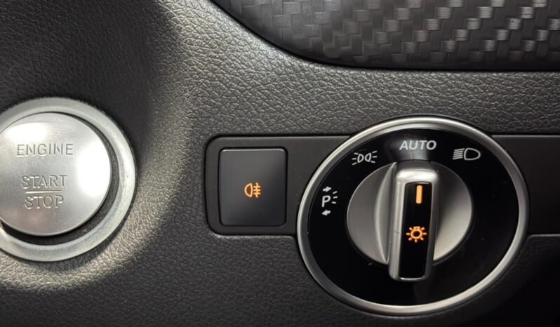 
								MERCEDES BENZ A200 AMG LINE full									