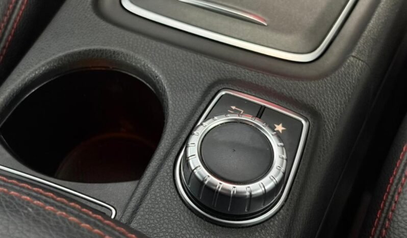 
								MERCEDES BENZ A200 AMG LINE full									