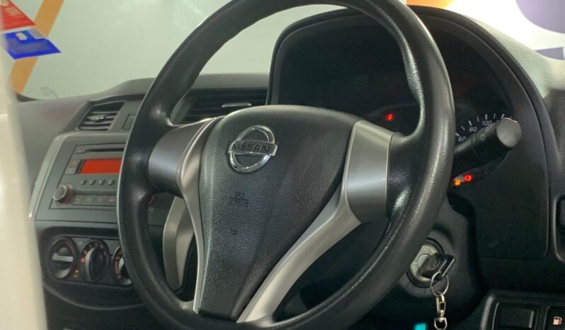 
								2017 Nissan NAVARA 2.5 SINGLE CAB (M) FULL LOAN full									