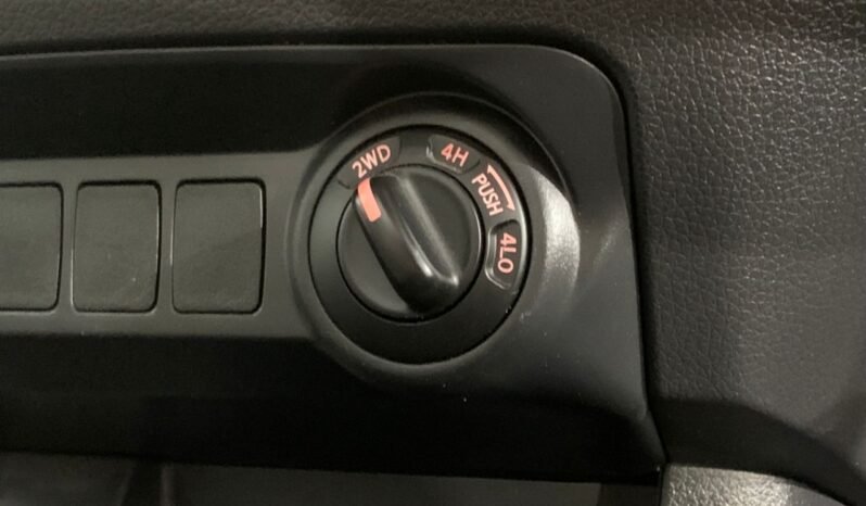 
								2017 Nissan NAVARA 2.5 SINGLE CAB (M) FULL LOAN full									