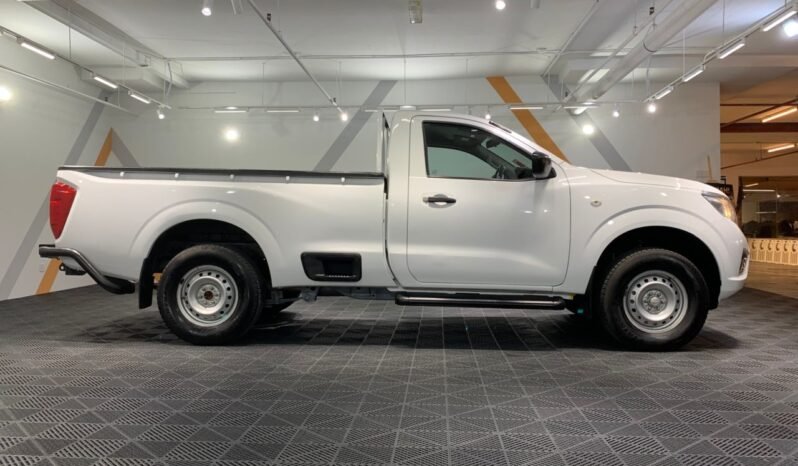 
								2017 Nissan NAVARA 2.5 SINGLE CAB (M) FULL LOAN full									