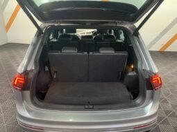 
										VOLKSWAGEN TIGUAN ALLSPACE TSI R-LINE 2.0L full									