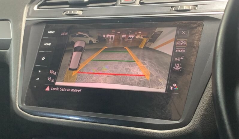 
								VOLKSWAGEN TIGUAN ALLSPACE TSI R-LINE 2.0L full									