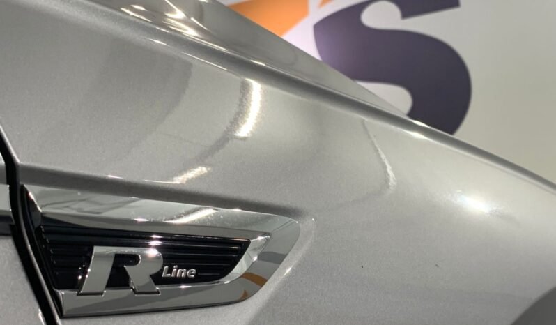 
								VOLKSWAGEN TIGUAN ALLSPACE TSI R-LINE 2.0L full									