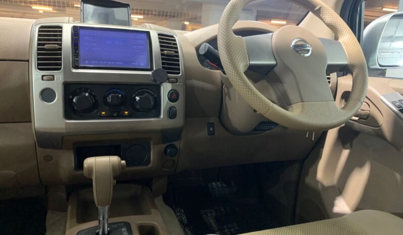 
								NISSAN NAVARA 2.5 CALIBRE (A) full									