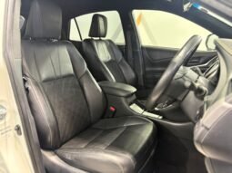 
										TOYOTA HARRIER 2.0 PREMIUM (A) full									
