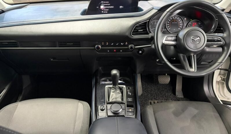 
								MAZDA CX-30 G HIGH (A) full									