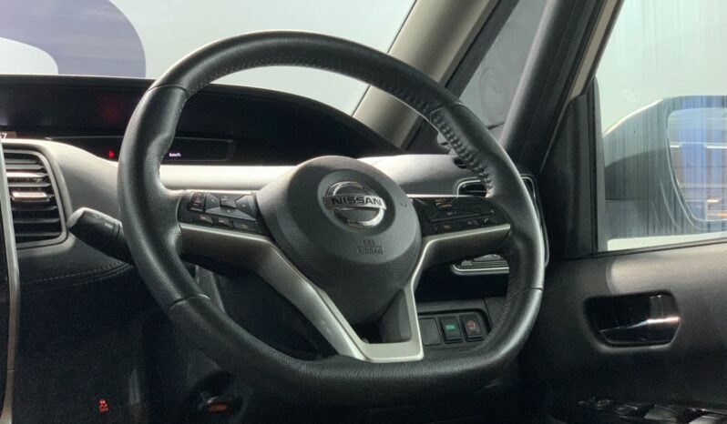
								NISSAN SERENA HYBRID HIGHWAY STAR 2.0L (A)/ FULL LOAN / TIPTOP CONDITION / 1 YEAR WARRANTY full									