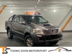 2015 Toyota HILUX 2.5 G VNT DOUBLE CAB (M)/ FULL LOAN / TIPTOP CONDITION / 1 YEAR WARRANTY