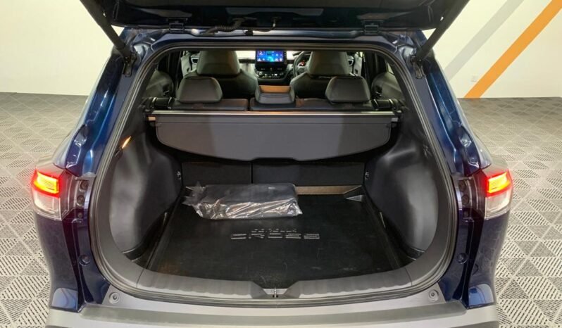 
								2025 Toyota Corolla Cross 1.8 V full									