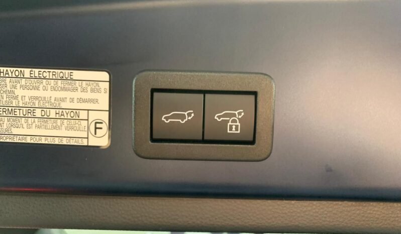 
								2025 Toyota Corolla Cross 1.8 V full									