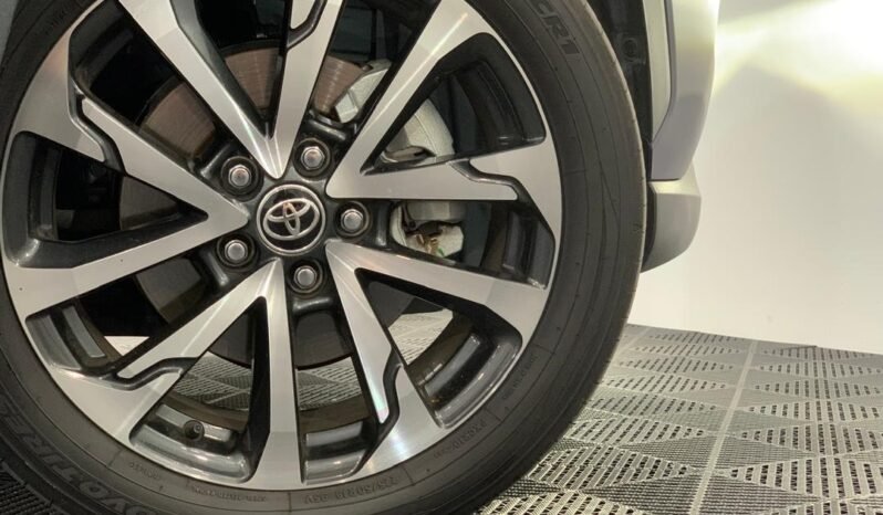 
								2025 Toyota Corolla Cross 1.8 V full									