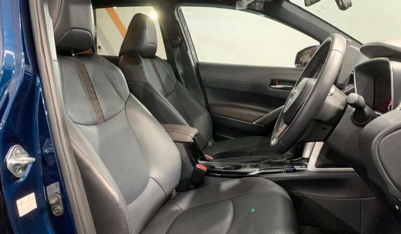 
								2025 Toyota Corolla Cross 1.8 V full									