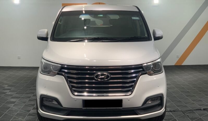 
								2020 Hyundai GRAND STAREX 2.5 ROYALE full									