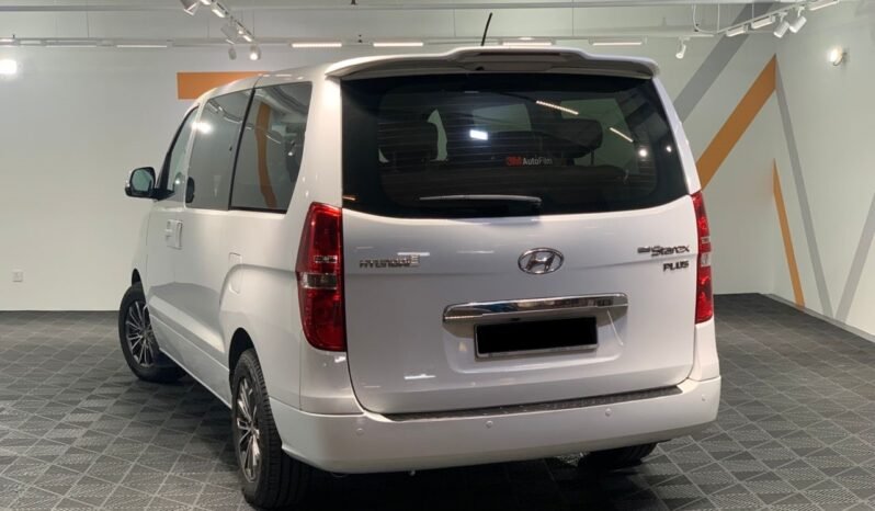 
								2020 Hyundai GRAND STAREX 2.5 ROYALE full									