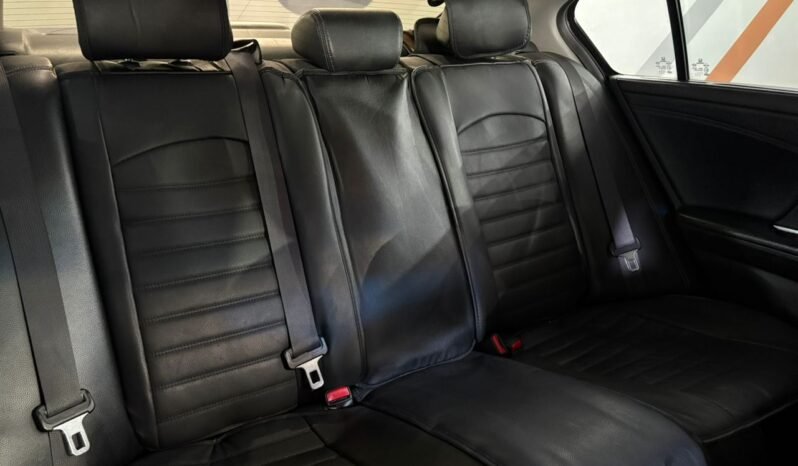 
								HONDA ACCORD 2.0L VTI-L (A)/ FULL LOAN / TIPTOP CONDITION / 1 YEAR WARRANTY full									