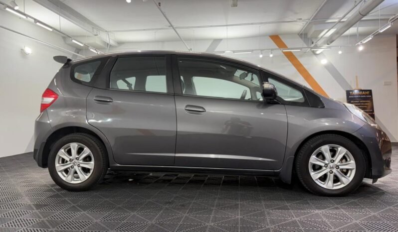 
								HONDA JAZZ 1.5 I-VTEC (A)/ FULL LOAN / TIPTOP CONDITION / 1 YEAR WARRANTY full									