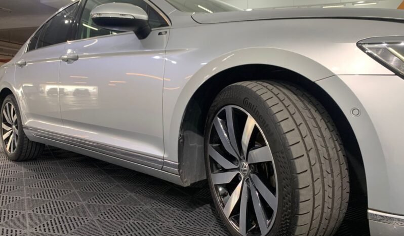
								2019 Volkswagen PASSAT 1.8 TSI COMFORTLINE (CKD)/ FULL LOAN / TIPTOP CONDITION / 1 YEAR WARRANTY full									