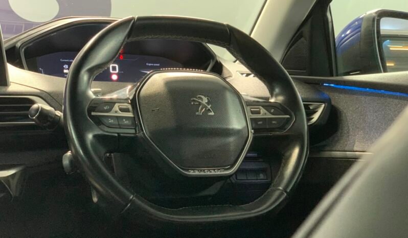 
								2018 Peugeot 3008 1.6 ALLURE THP (A)/ FULL LOAN / TIPTOP CONDITION / 1 YEAR WARRANTY full									