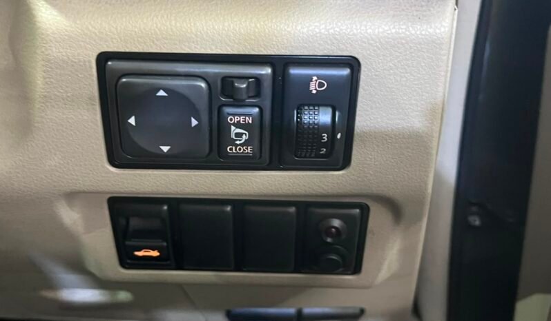 
								2011 NISSAN SYLPHY 2.0 LUXURY NAVI IMPUL (A) 1 OWNER / FULL LOAN full									