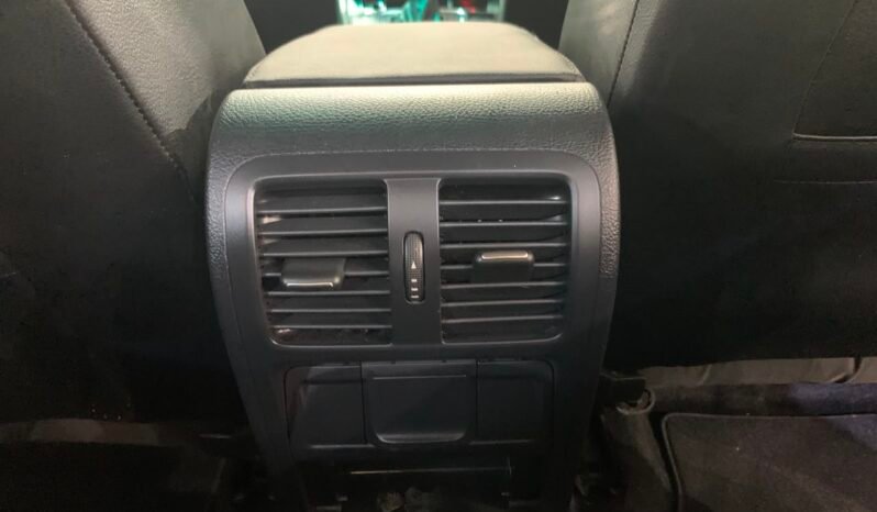 
								2013 Volkswagen Passat 1.8 TSI Sedan full									