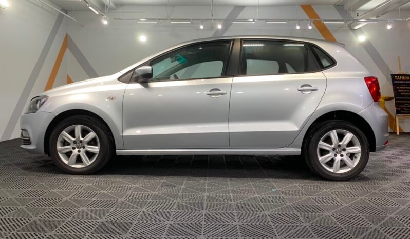 
								2015 Volkswagen POLO 1.6 (CKD) (A) FULL LOAN / TIPTOP CONDITION / 1 YEAR WARRANTY full									