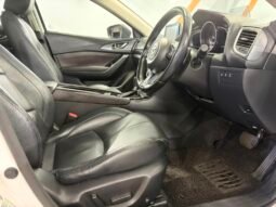 
										2017 Mazda 3 2.0 HIGH SKYACTIV (CKD) (A) FULL LOAN/ ONE OWNER / GREAT A CONDITION full									