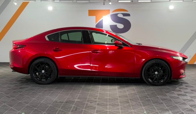 
								2019 Mazda 3 2.0 SEDAN HIGH PLUS SKYACTIV-G (CBU)/ FULL LOAN / TIPTOP CONDITION / 1 YEAR WARRANTY full									