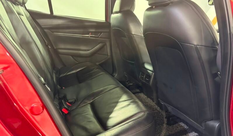 
								2019 Mazda 3 2.0 SEDAN HIGH PLUS SKYACTIV-G (CBU)/ FULL LOAN / TIPTOP CONDITION / 1 YEAR WARRANTY full									