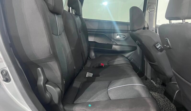 
								2021 Perodua ARUZ 1.5 AV (A)/ FULL LOAN / TIPTOP CONDITION / 1 YEAR WARRANTY full									