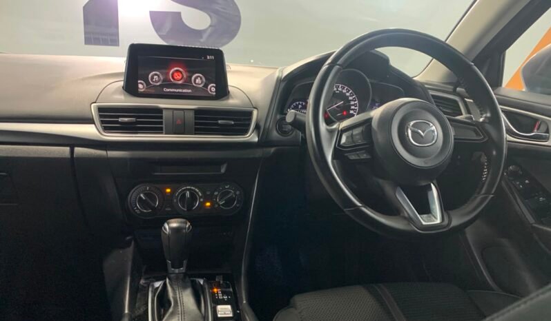 
								2018 Mazda 3 2.0 SEDAN GL SKYACTIV (CKD) FACELIFT (A) FULL LOAN/ ONE OWNER / GREAT A CONDITION full									