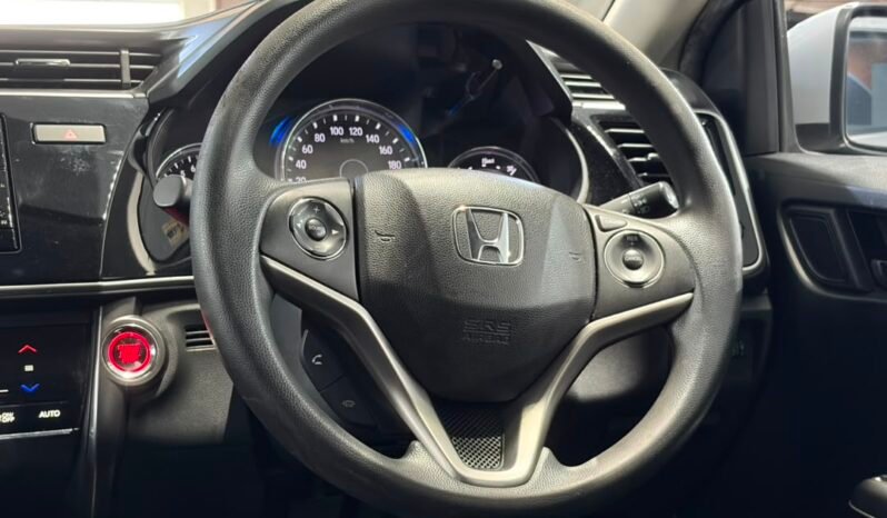 
								2017 Honda City 1.5 E Sedan full									