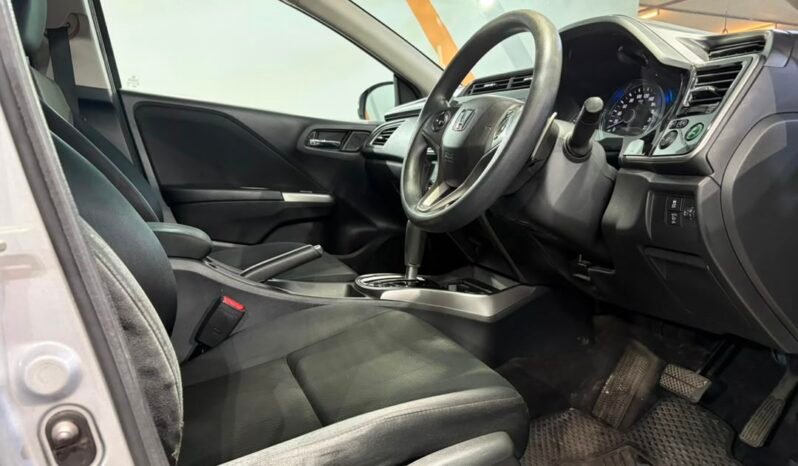 
								2017 Honda City 1.5 E Sedan full									
