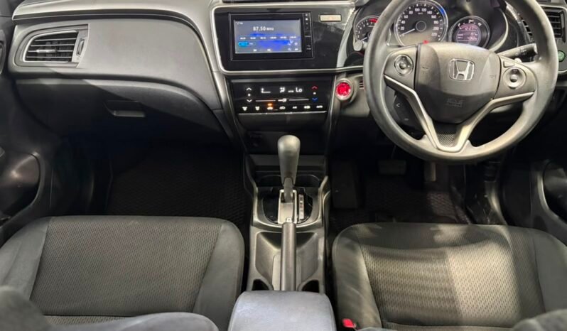 
								2017 Honda City 1.5 E Sedan full									