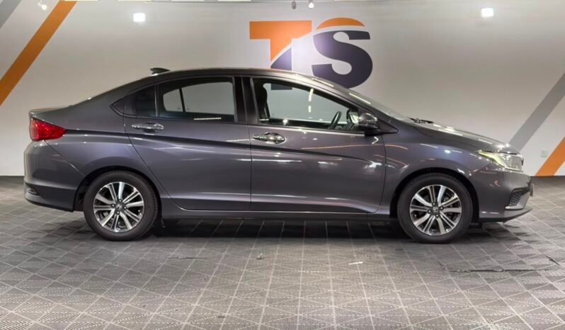 
								2018 Honda CITY 1.5 E MY2014 FACELIFT (A)/ FULL LOAN / TIPTOP CONDITION / 1 YEAR WARRANTY full									