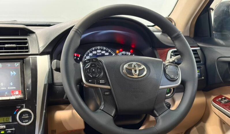 
								2013 TOYOTA CAMRY 2.5 V (A)/ FULL LOAN / TIPTOP CONDITION / 1 YEAR WARRANTY full									
