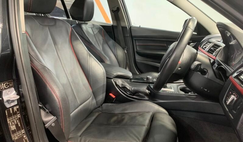 
								2013 Bmw 3 SERIES 2.0 (A) M SPORT / FULL LOAN / TIPTOP CONDITION / 1 YEAR WARRANTY full									