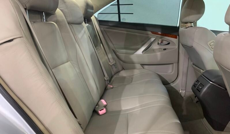 
								2011 Toyota CAMRY 2.4 V (A)/ FULL LOAN /ONE OWNER / TIPTOP CONDITION / 3 YEAR WARRANTY full									