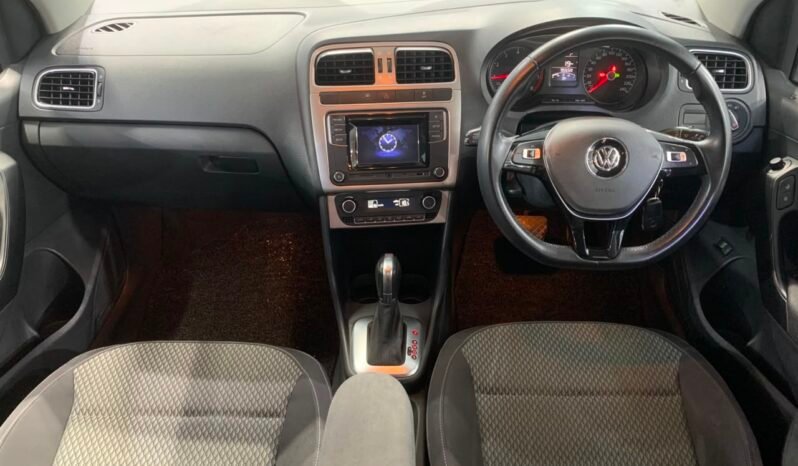 
								2017 Volkswagen VENTO 1.2 TSI HIGHLINE (A)/ FULL LOAN /ONE OWNER / TIPTOP CONDITION / 1 YEAR WARRANTY full									