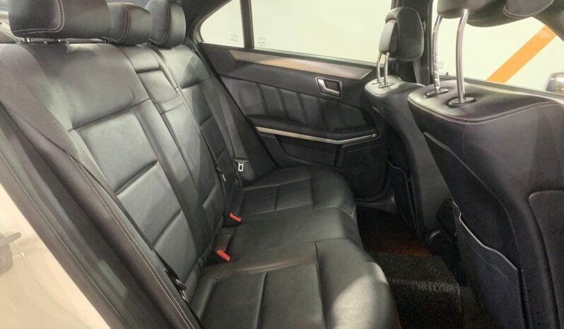 
								2012 Mercedes Benz E-CLASS 1.8 200 CGI BLUEEFCY (A) FULL LOAN /ONE OWNER / TIPTOP CONDITION / 1 YEAR WARRANTY full									