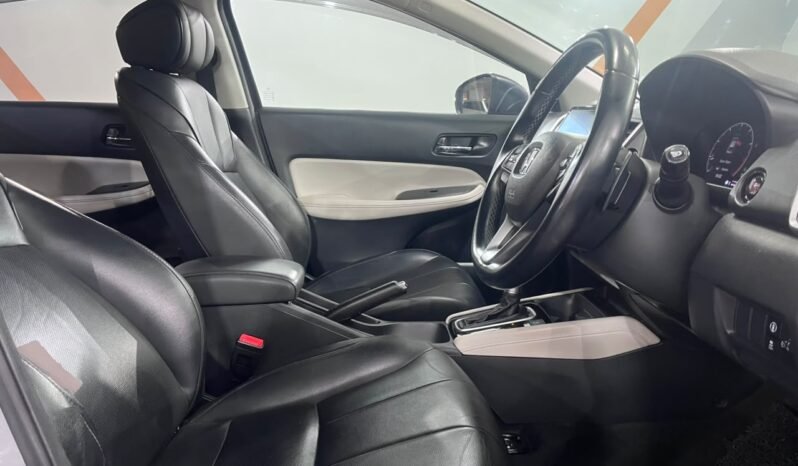 
								2022 Honda CITY 1.5 V SENSING (A)/ FULL LOAN /ONE OWNER / TIPTOP CONDITION / 1 YEAR WARRANTY full									