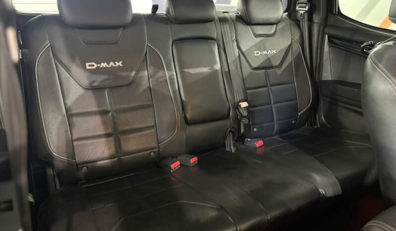 
								2017 Isuzu D-MAX 2.5 PREMIUM 4X4 MY2013 FACELIFT (A) FULL LOAN /ONE OWNER / TIPTOP CONDITION / 1 YEAR WARRANTY full									