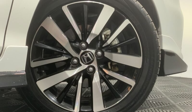 
								HONDA CITY 1.5 HATCHBACK E-HEV RS (A) full									