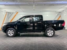 
										TOYOTA HILUX 2.4 G (A) full									