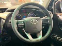 
										TOYOTA HILUX 2.4 G (A) full									